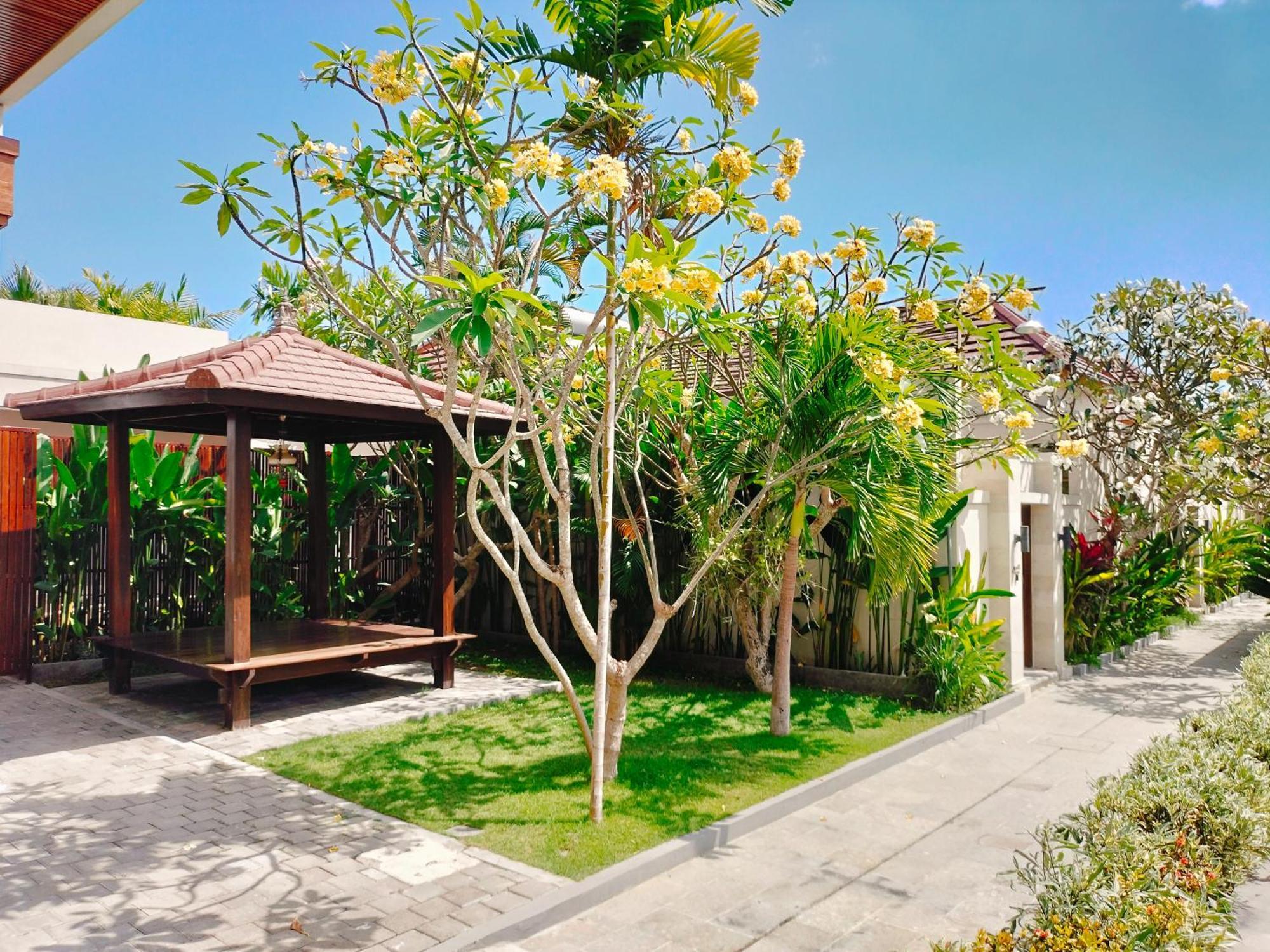 D'Avera Villa Canggu Buitenkant foto