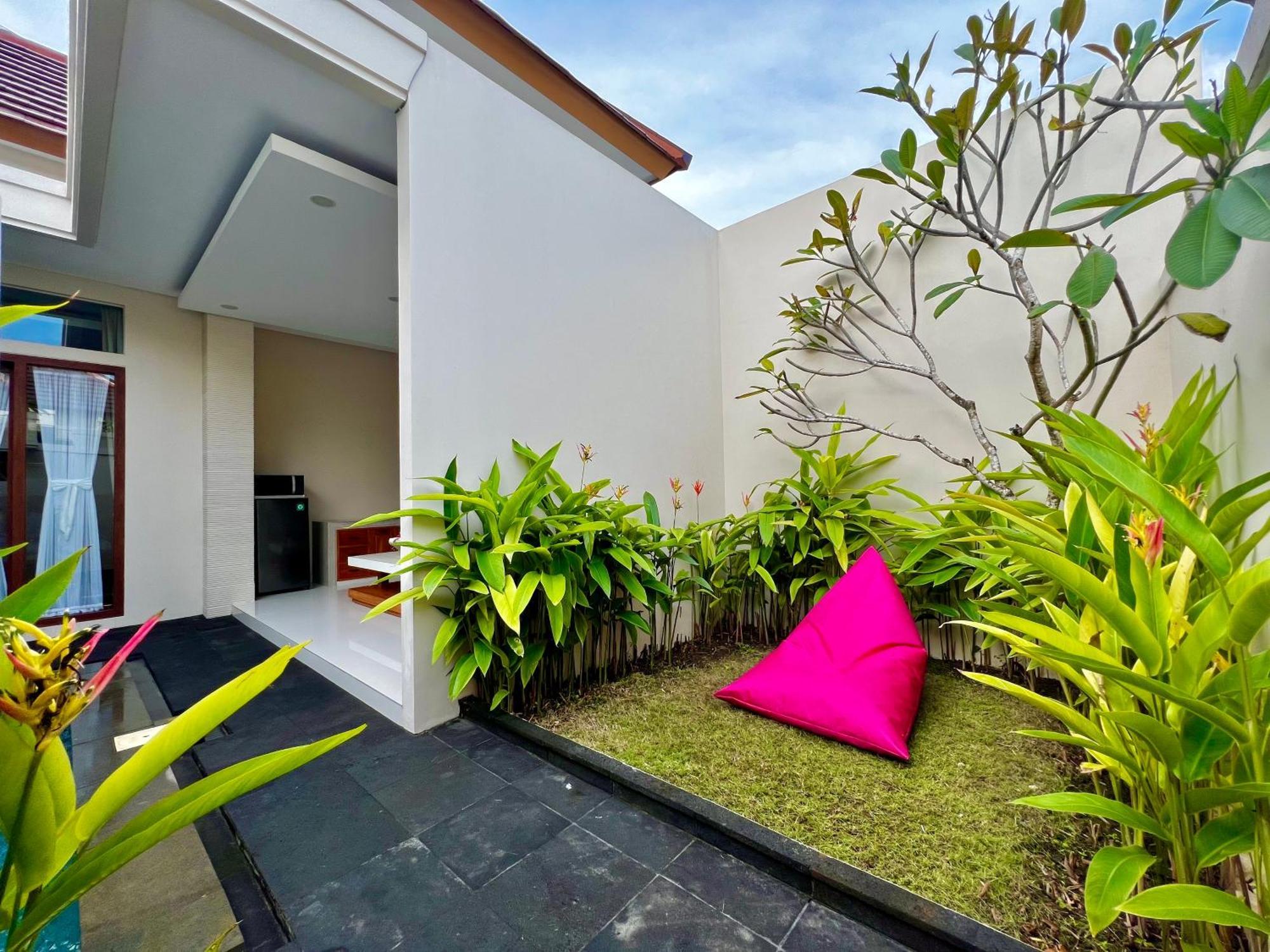 D'Avera Villa Canggu Buitenkant foto